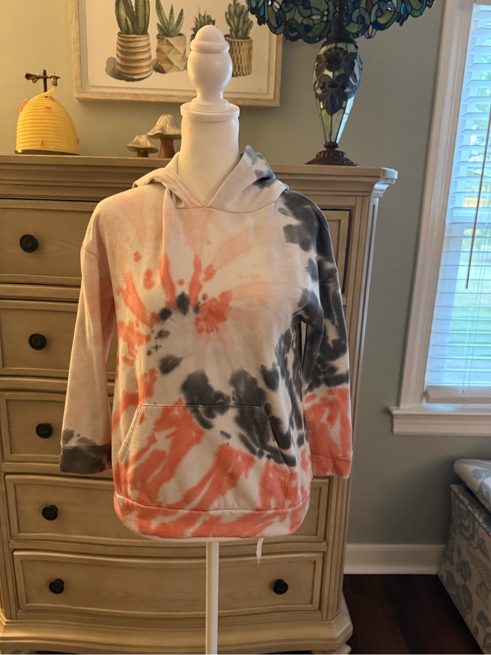 Old Navy Tie-Dye Hoodie in Cream, Orange, and Gray